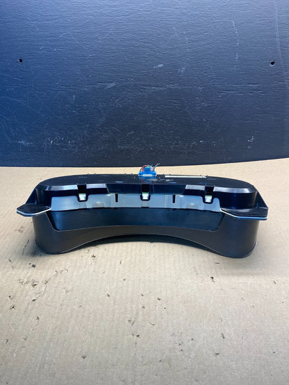 2003 to 2006 GMC Yukon Denali Cluster Gauge Speedometer AC8913 DG6