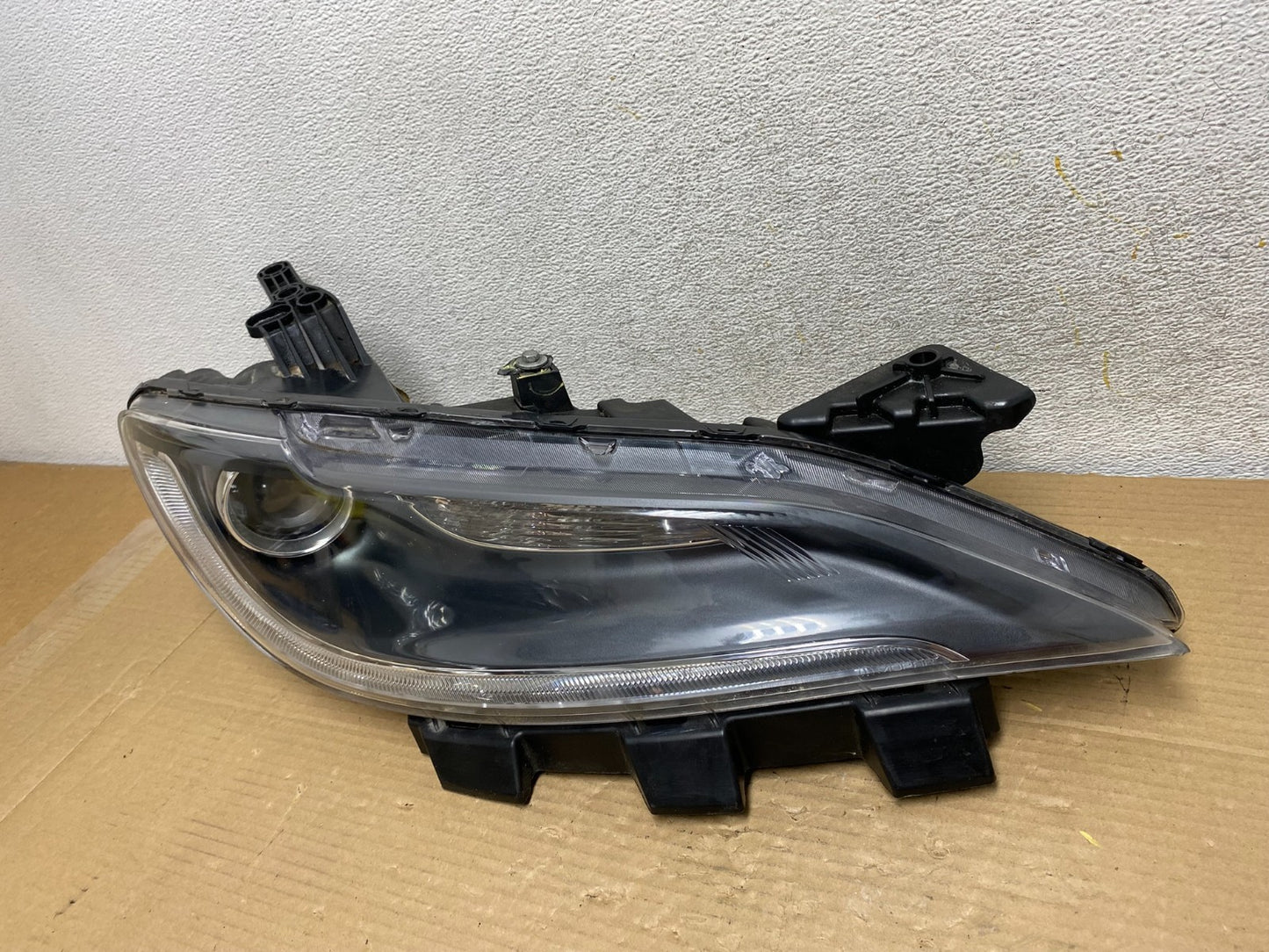 2015 2016 2017 Chrysler 200 Right Passenger Rh Side Halogen Headlight AH0566 DW2