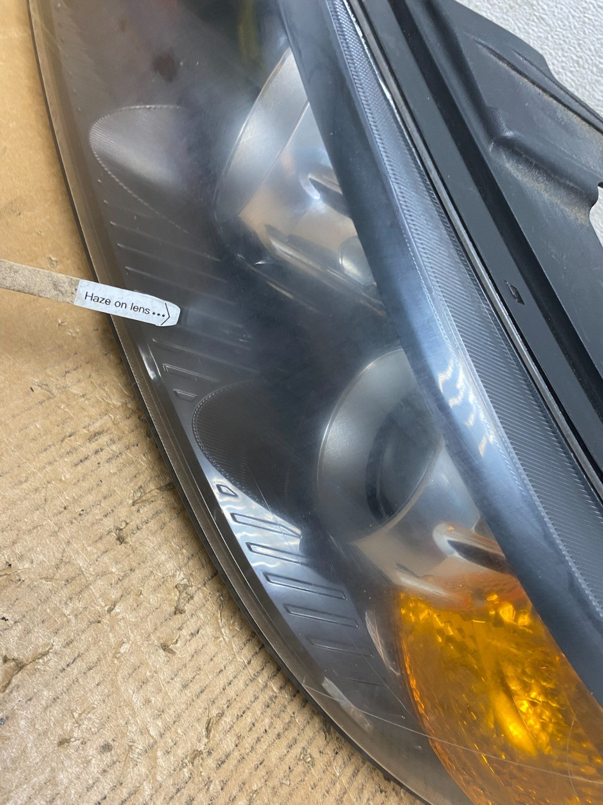 2011 to 2013 Kia Sorento Left Driver LH Side Headlight Halogen AE1234 DW4