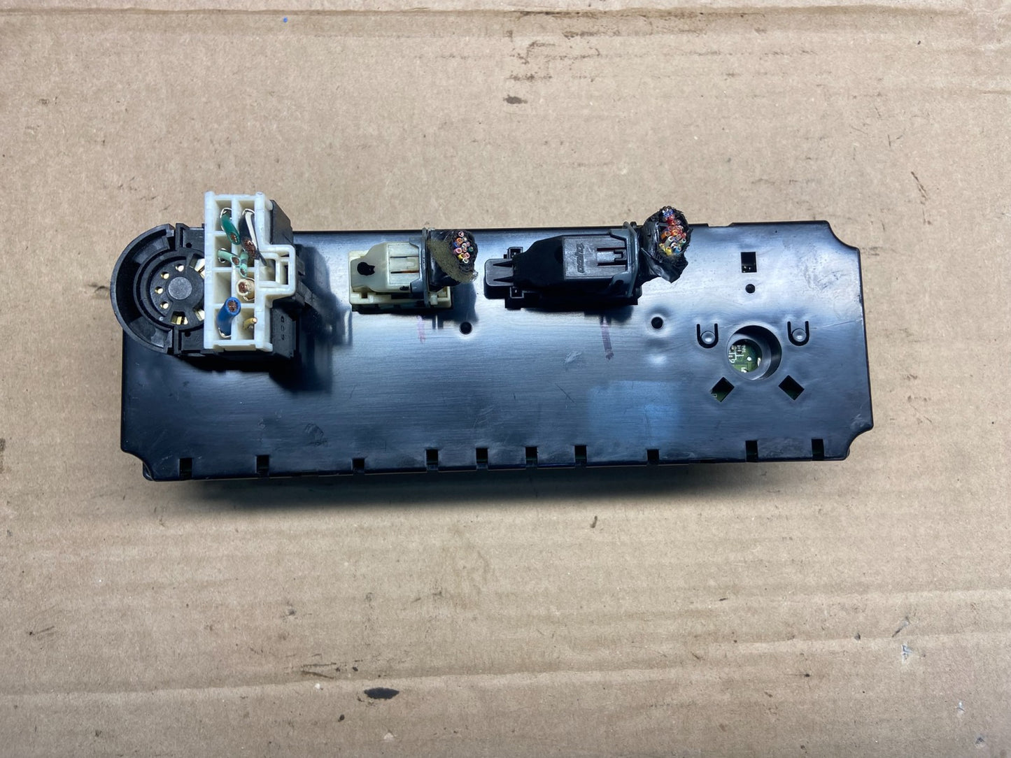 2005 to 2007 Nissan Quest AC Heater Climate Temperature Control AE2483 DG4