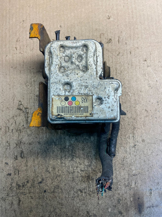 Chevrolet GM ABS Anti-Lock Brake Module 13567128 Z8924 DG0