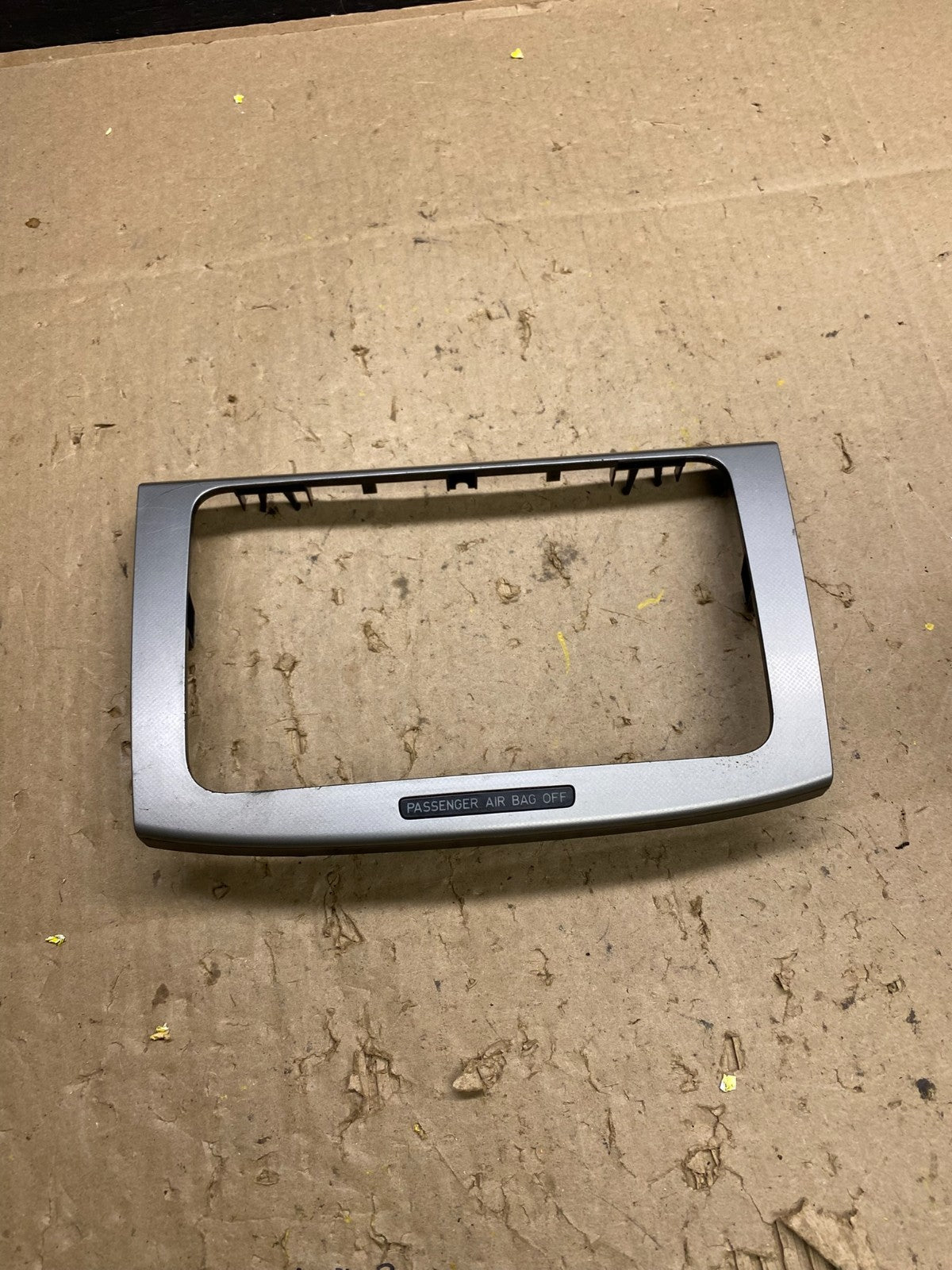 2006 to 2010 Volkswagen Passat Radio Dashboard Bezel Trim Cover u4817 DG0