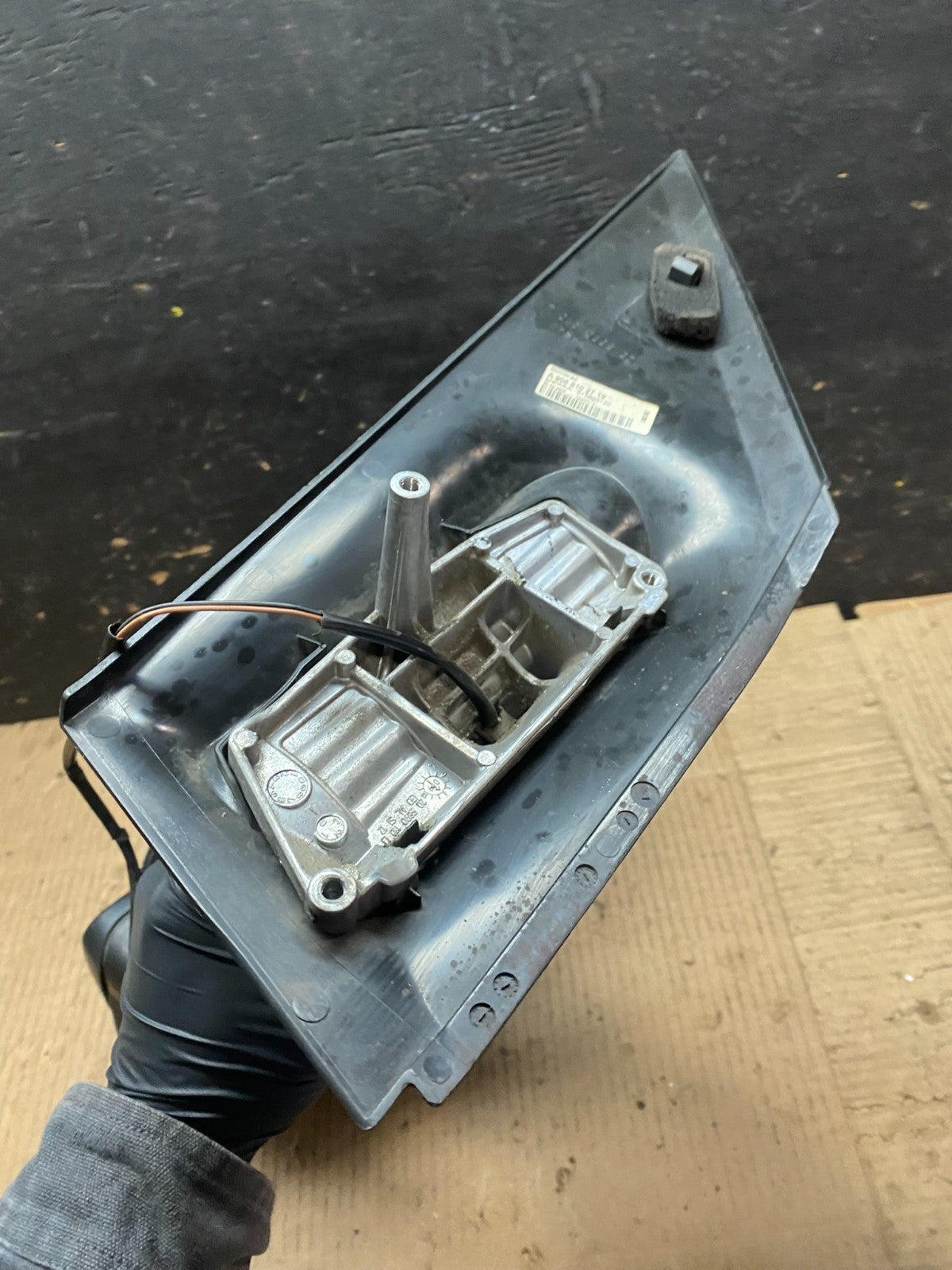 2007 to 2017 Freigtliner Sprinter  Left Driver View Door Mirror OEM W5914 MS4