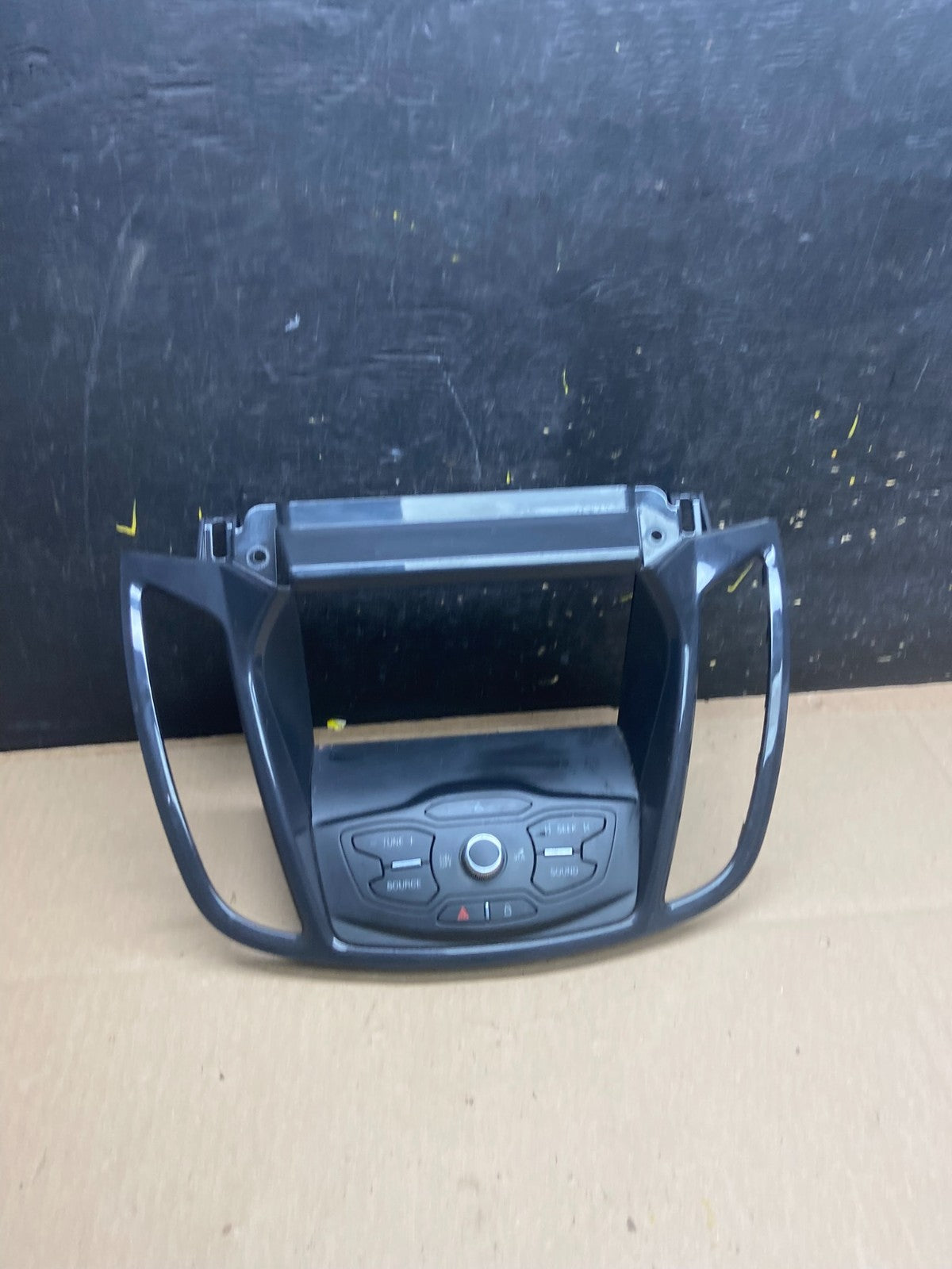 2013 2014 2015 2016 Ford Escape Dash Radio Control Panel Bezel t9148 DG0