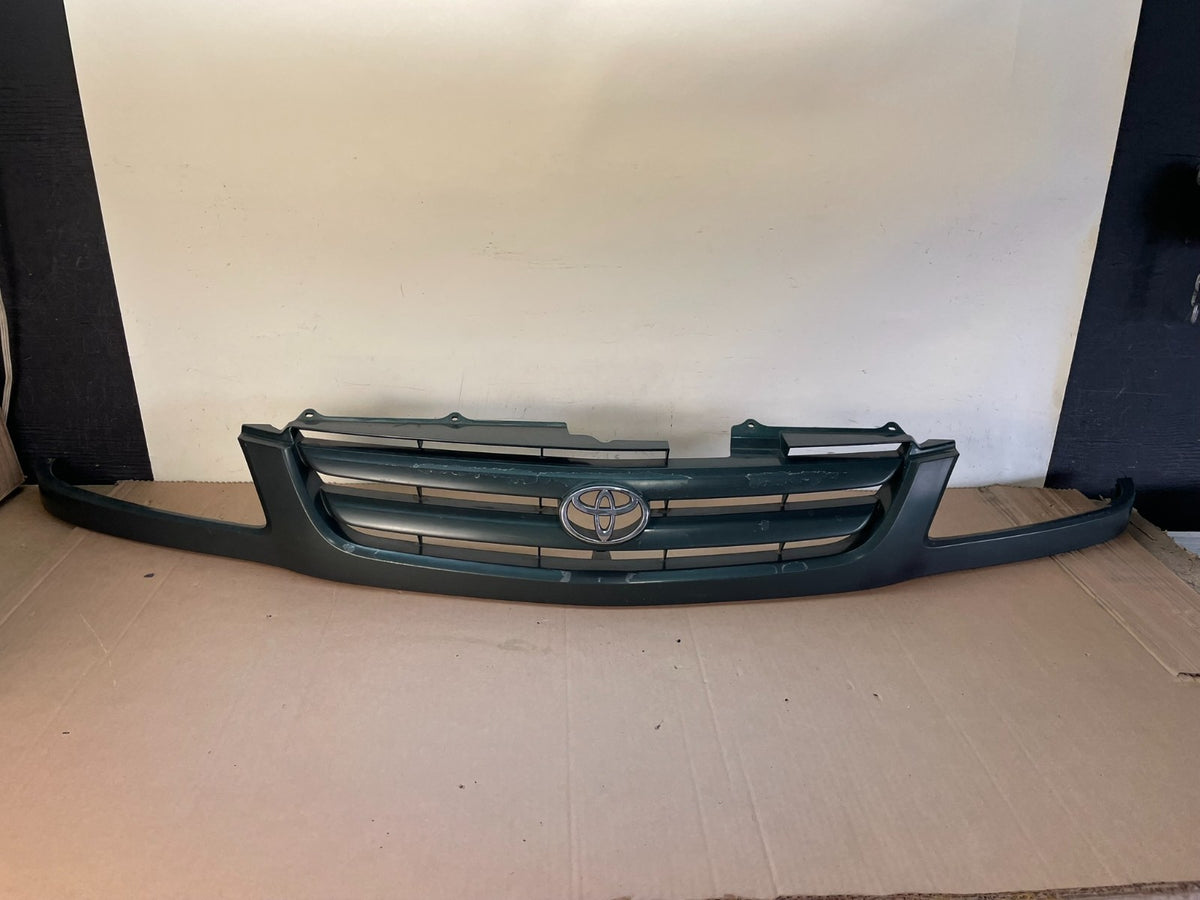 1998 1999 2000 Toyota Sienna Front Upper Mesh Grill Grille AH8554 DG0