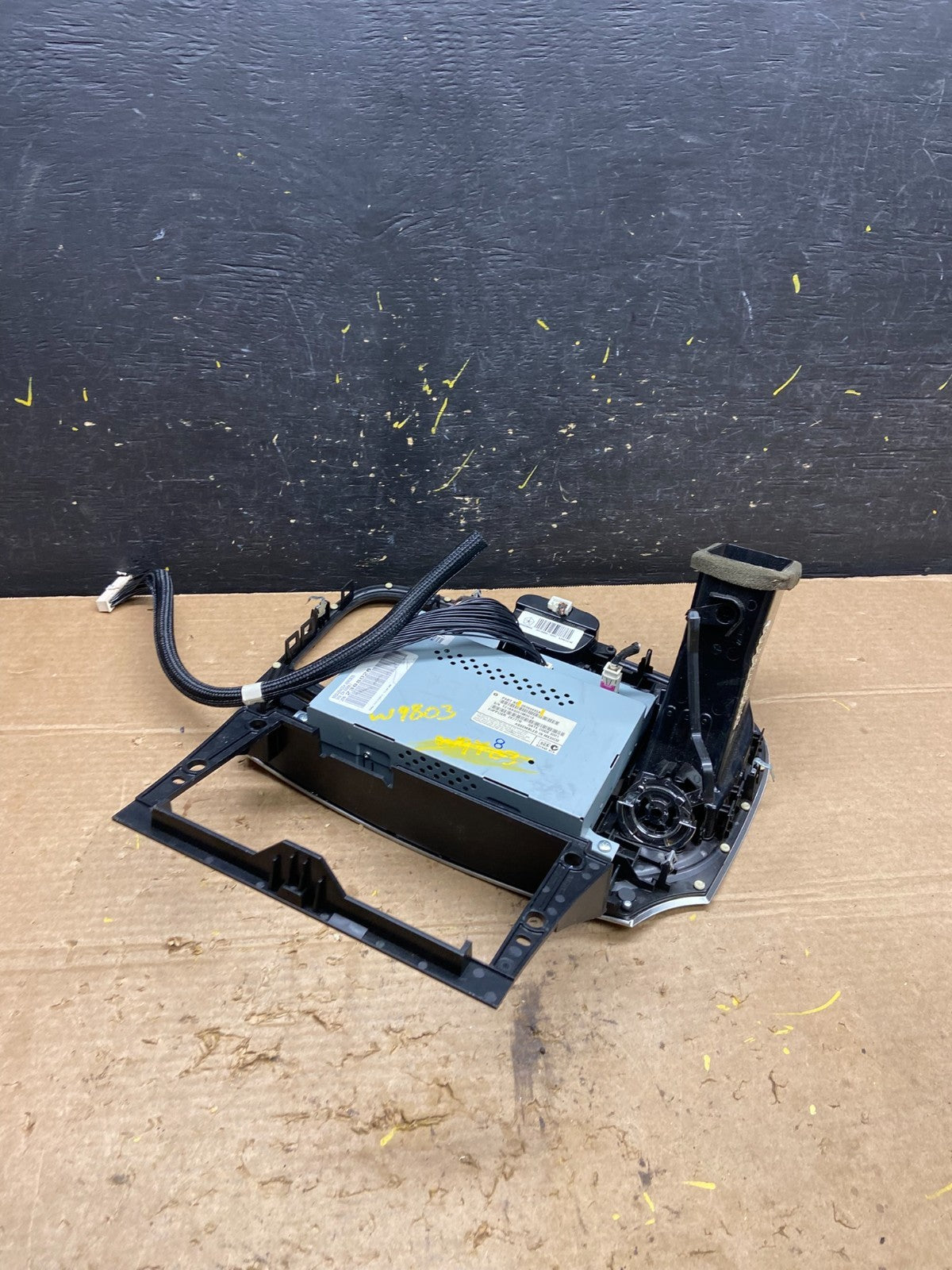 2011-2014 Chrysler 300 Dash A/C Climate Control Screen Radio Bezel OEM w9804 DG5