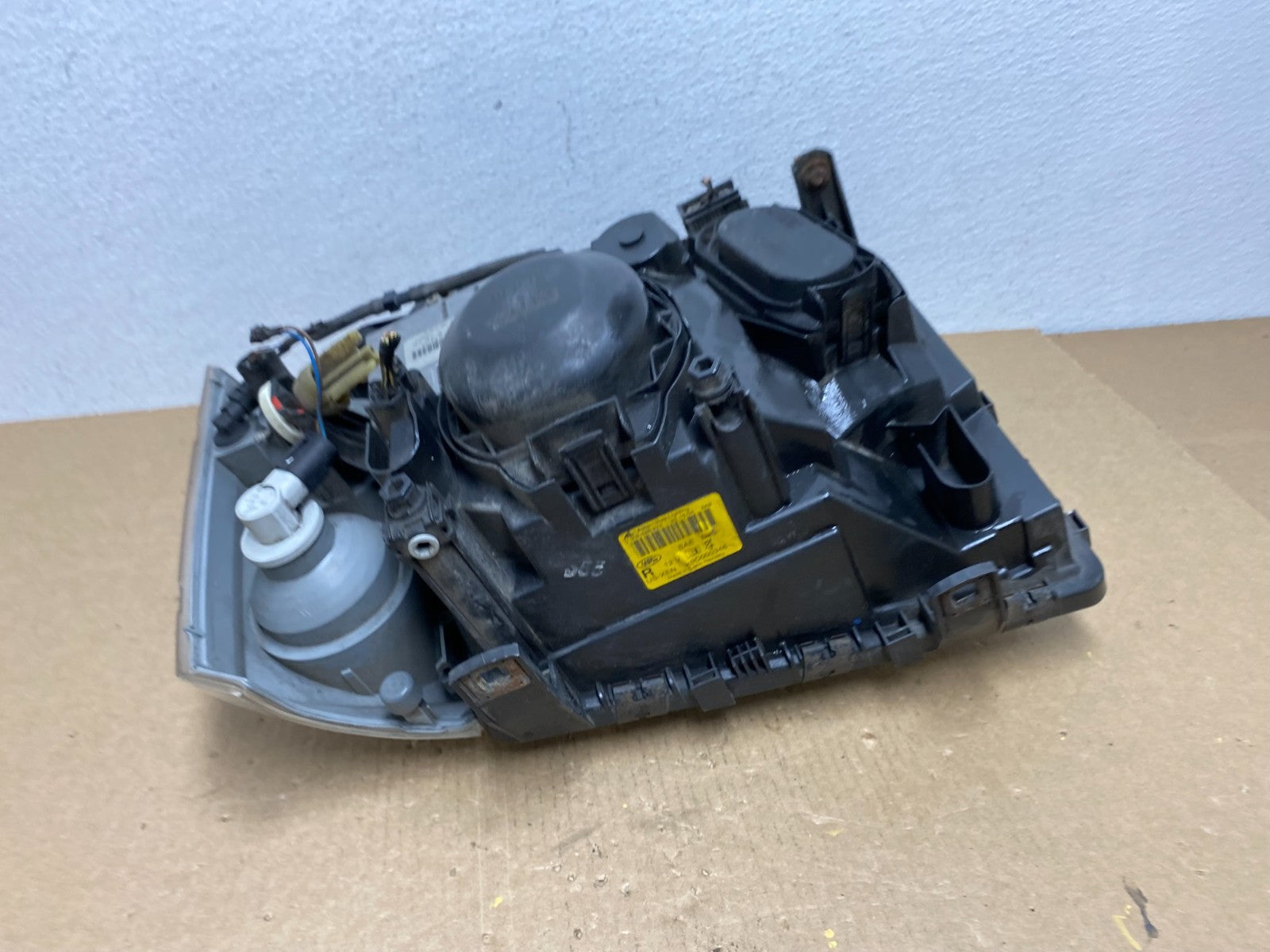 2003 - 2004 Land Rover Range Rover Right Passenger Headlight Xenon HID AC1191 DW4