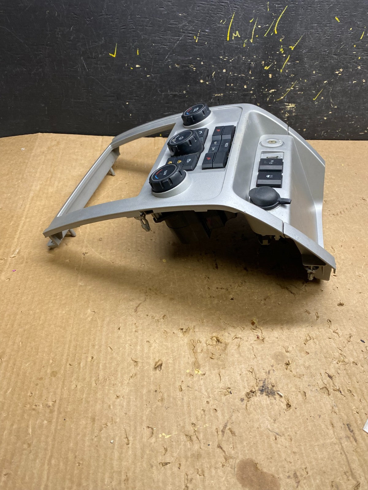 2009 to 2012 Ford Escape Ac Heater Climate Radio CD Player Control Oem z4419  DG2