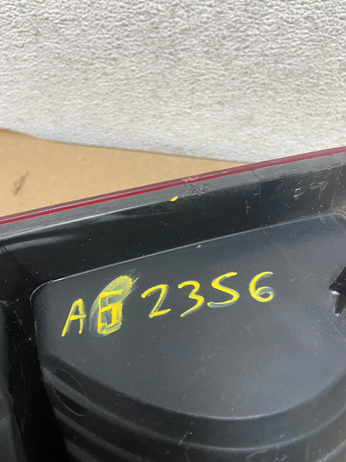 2004 to 2008 Ford F150 F-150 Left Driver LH Side Tail Light AG23566