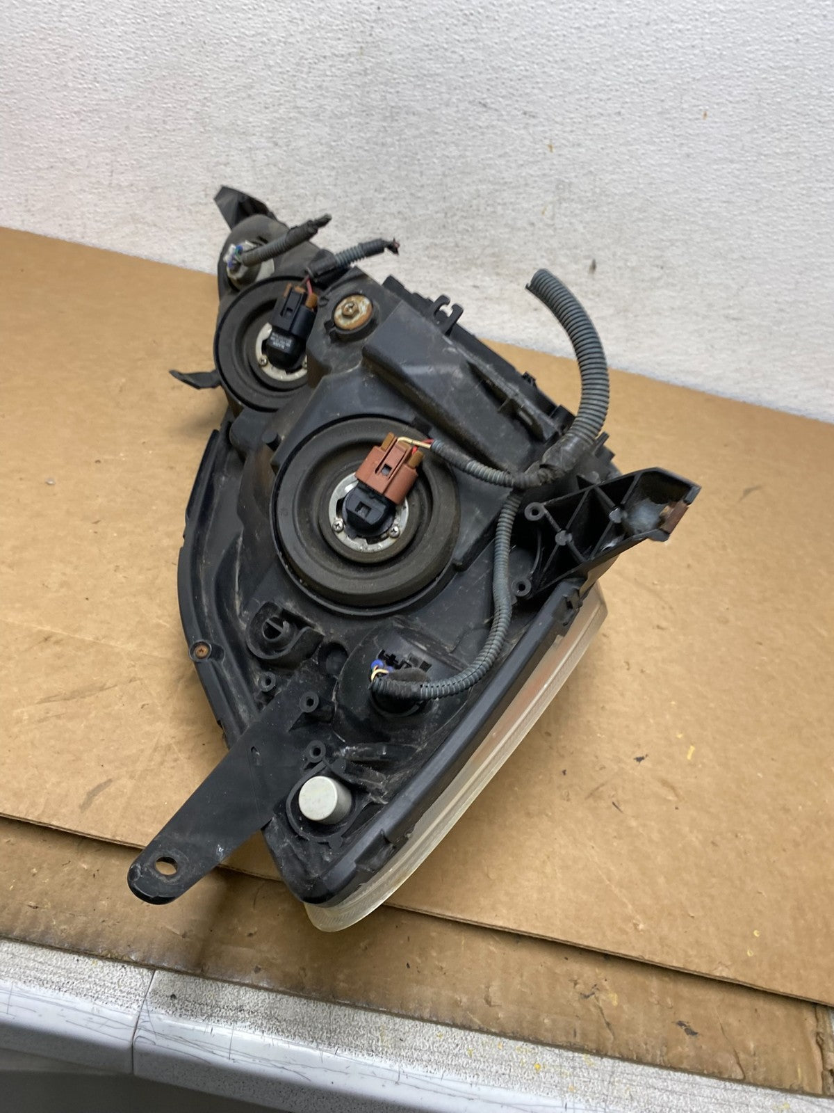 2006 to 2010 Toyota Sienna Left Driver Lh Side Headlight Halogen AD6334 DW10
