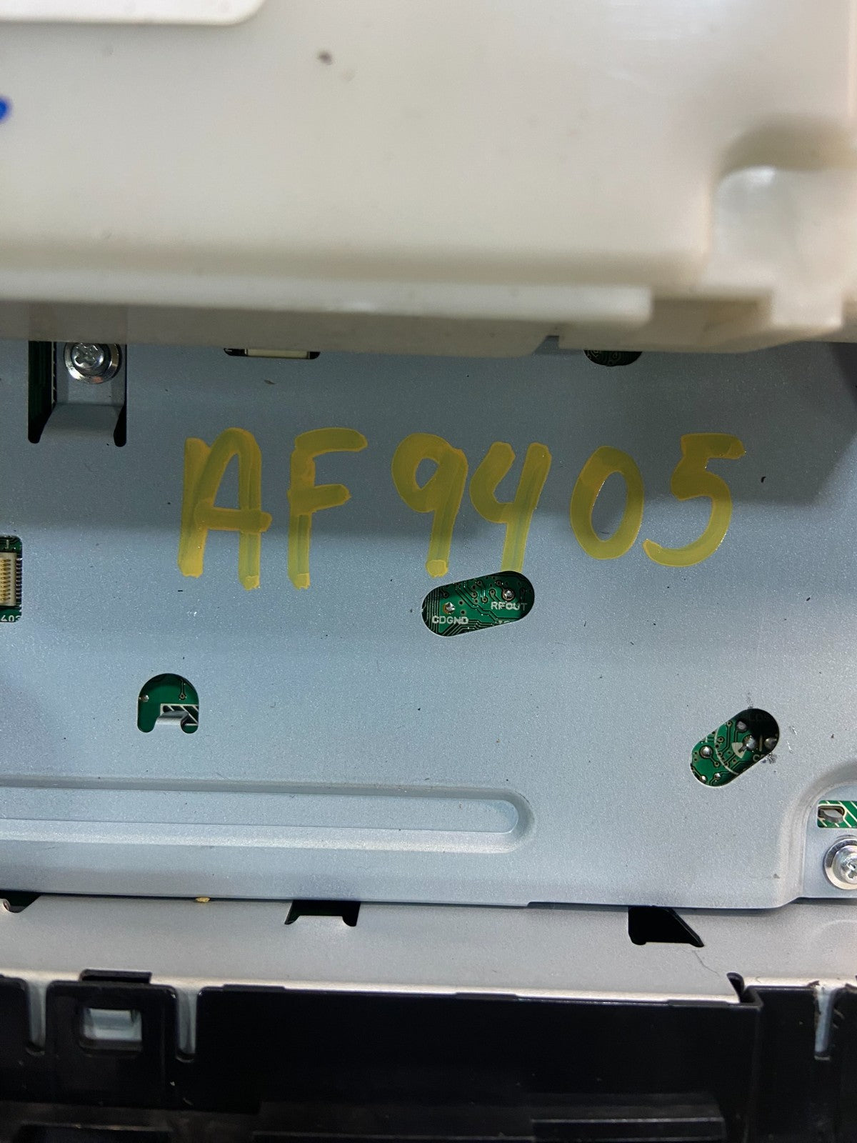 2013 to 2015 Nissan Altima Radio Screen Receiver AM-FM CD Player AF9405 DG7