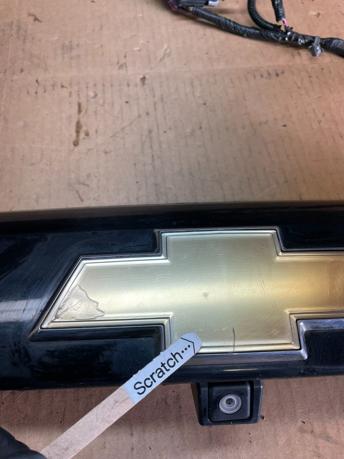 2007 to 2014 Suburban Tahoe Yukon License Plate Cover Trim W/ Camera z8250 DG3