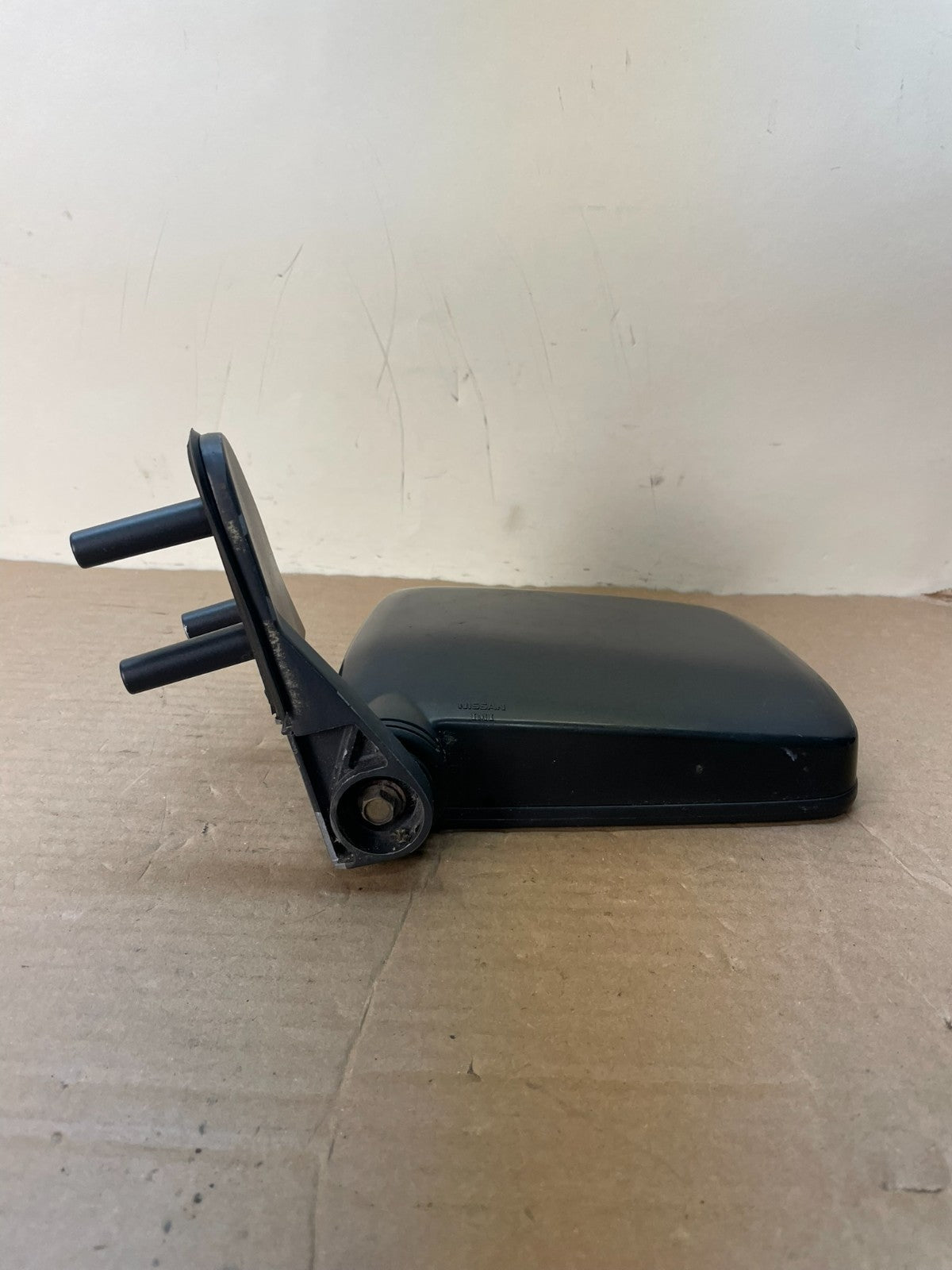 2000 to 2004 Nissan Frontier Left Driver LH Side View Door Mirror ai0448 DG3