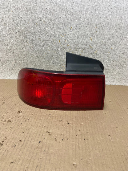 1993 to 1995 Honda Integra 4D Sedan Left Driver Side tail Light AI9669 LK0