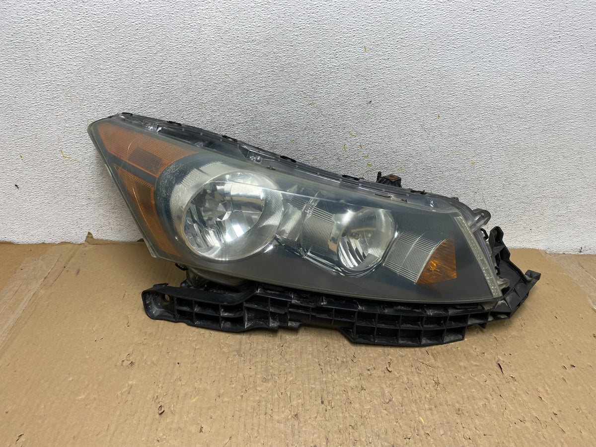 2008 to 2012 Honda Accord Sedan Right Passenger RH Headlight AH2980 DW0