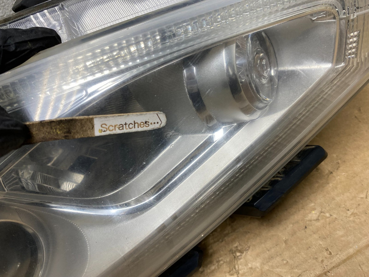 2015 to 2018 Nissan Murano Headlight Right Passenger RH AH8141 DW3