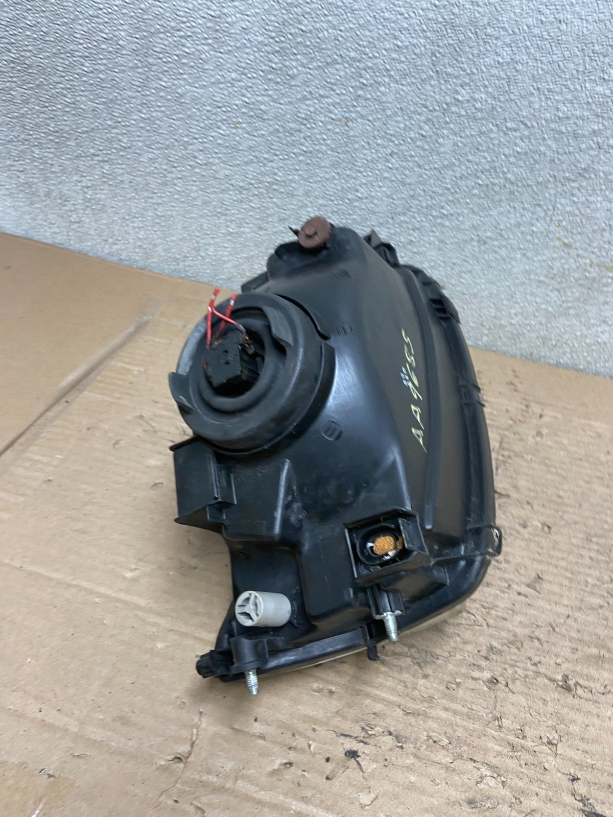 1999-2001 Toyota Solara Left Driver LH Halogen Headlight AA9685 DW7