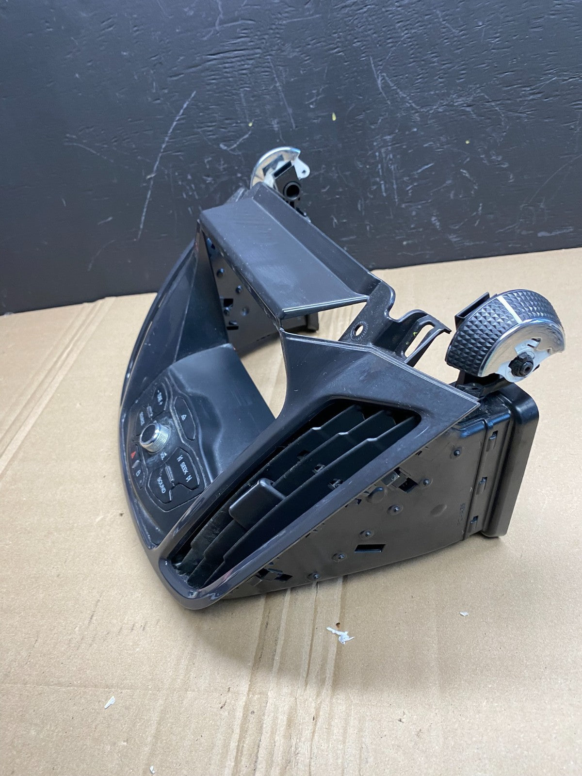 2013 2014 2015 2016 Ford Escape Dash Radio Control Panel Bezel ab8688 DG2