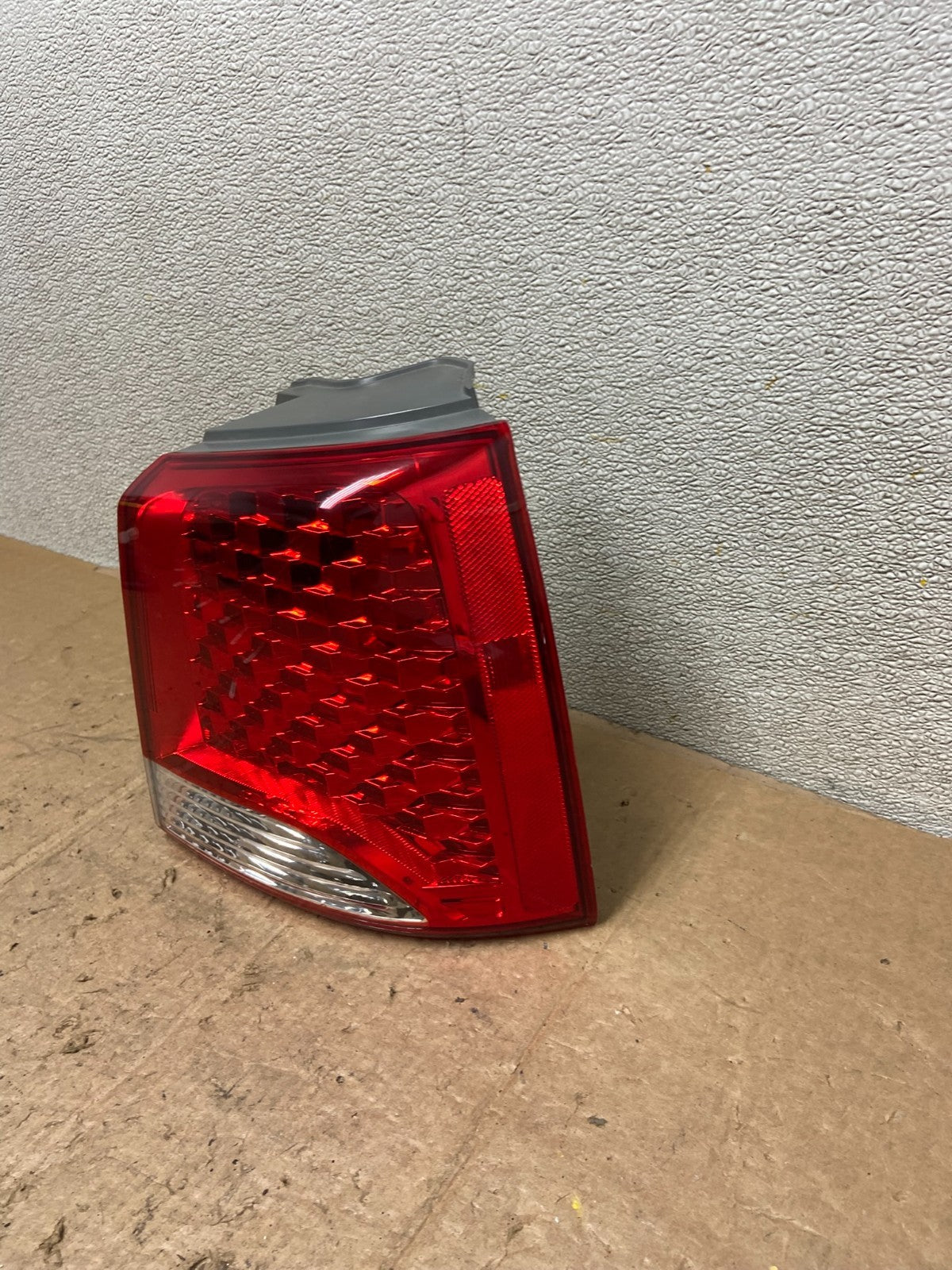 2010 2011 2012 Kia Sorento Right Passenger RH Side Tail Light Oem AA4193 DW1