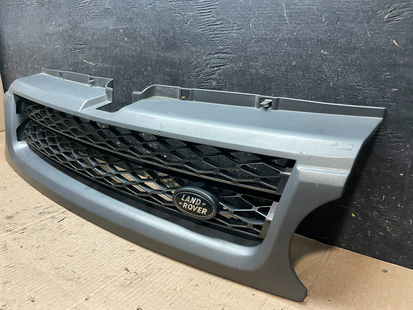 2010 to 2013 Land Rover Range Rover Sport Front Mesh Grille Upper Grill Y1215 DG2