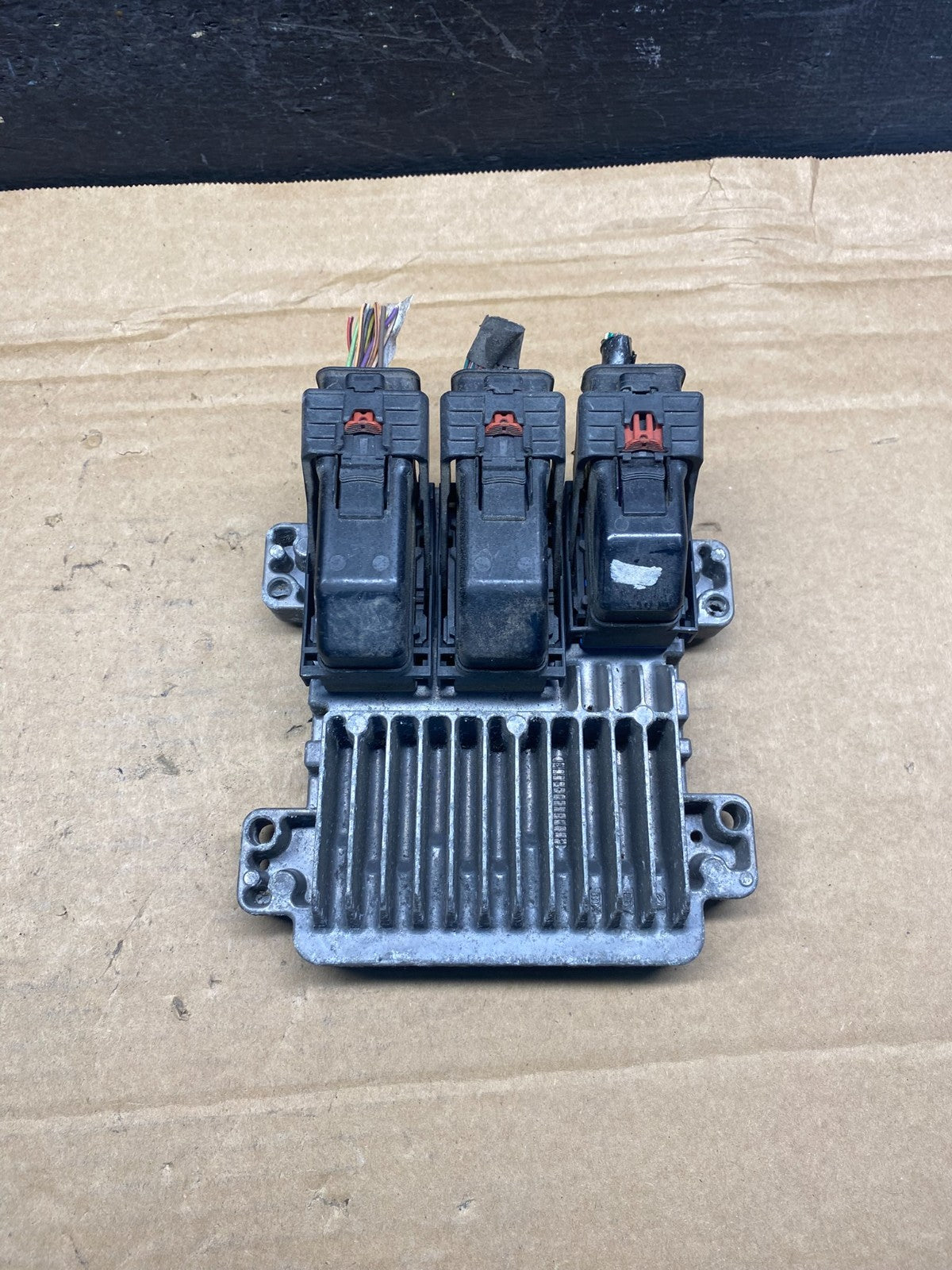 2009 to 2012 Chevrolet Colorado Engine Motor Brain Box ECU ECM AH4892 DW0