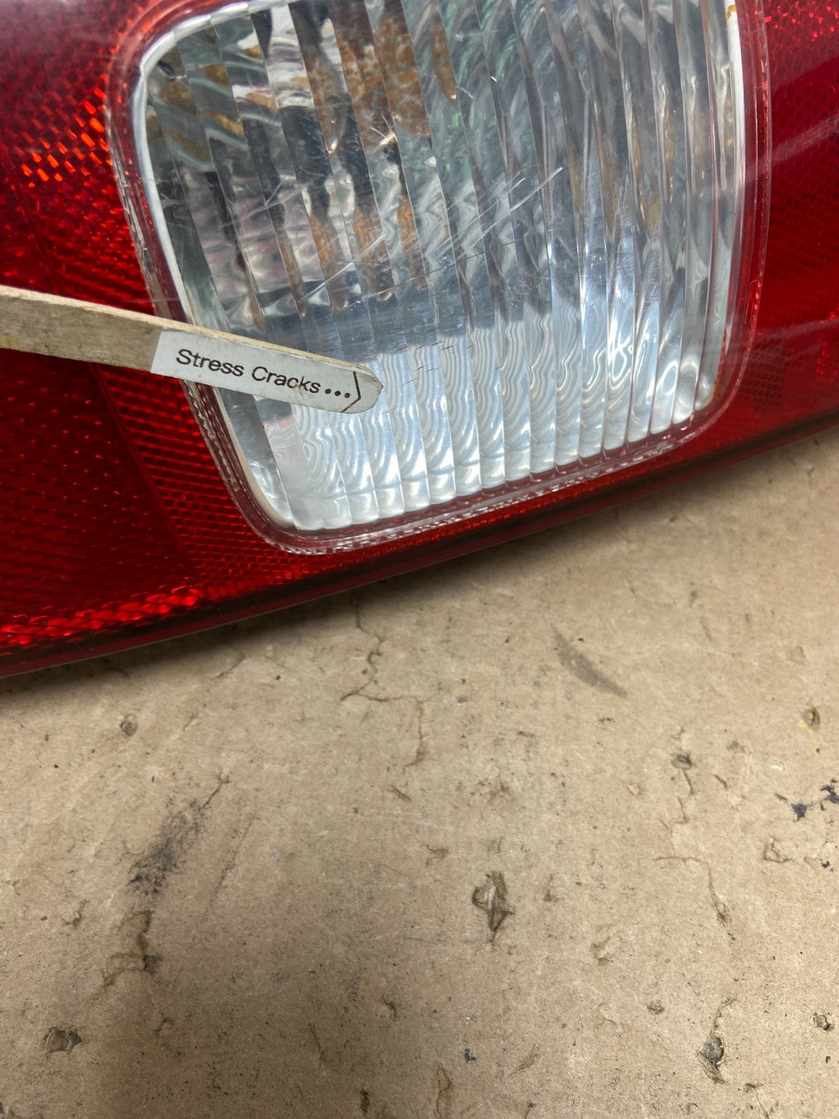 2001 to 2002 Nissan Quest Right Passenger Rh Side Tail Light AG43974