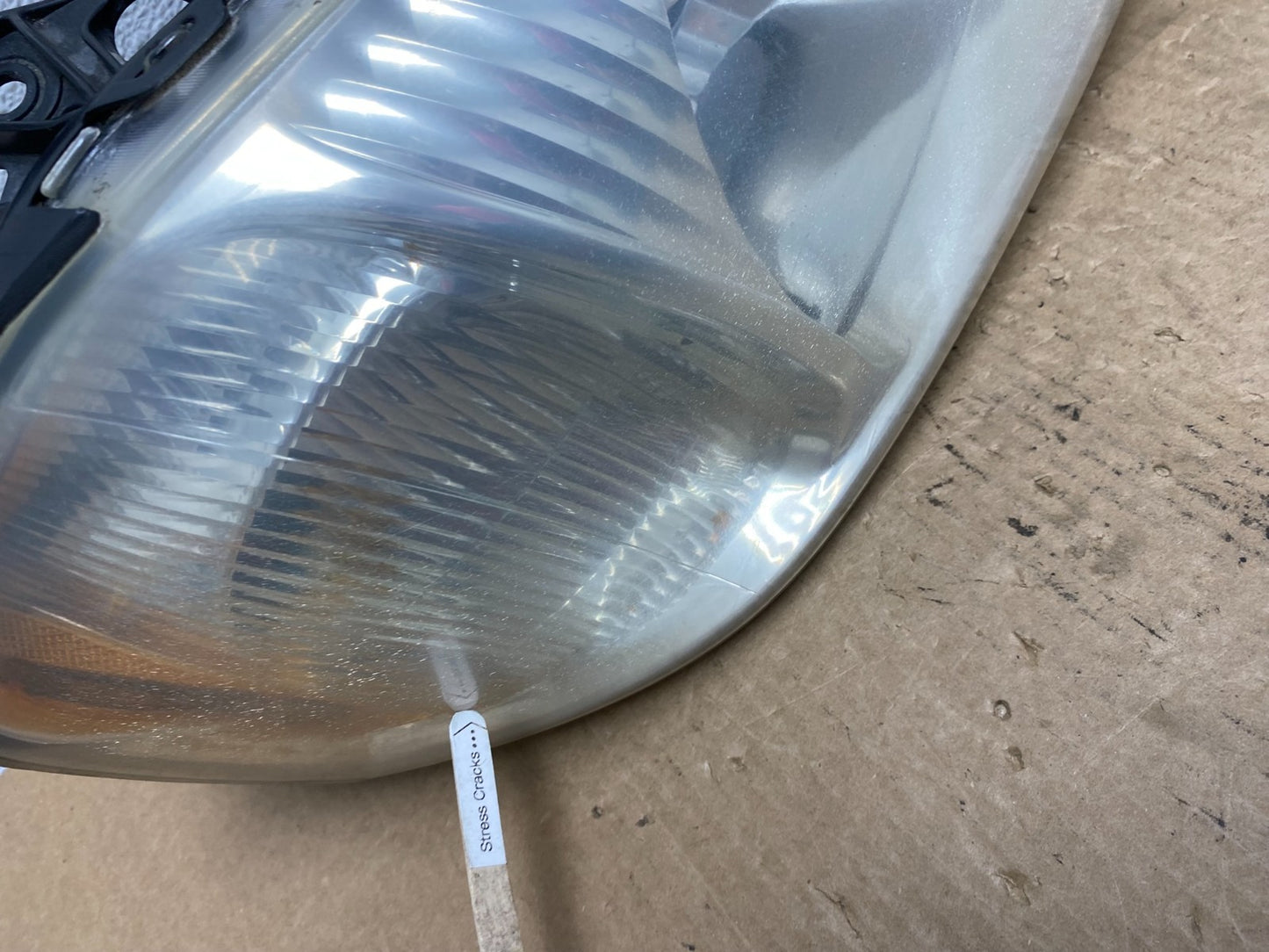2001 2002 2003 2004 Mazda Tribute Left+Right Side Set Headlights AG2406 DW5