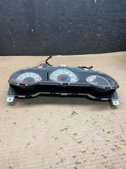 2003 2004 Nissan Xterra Frontier Speedometer Cluster Gauge J9532 DG6