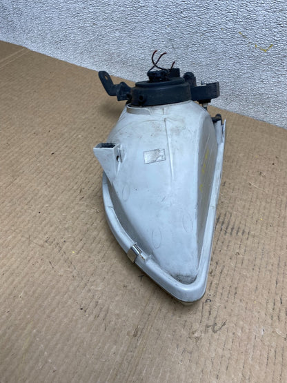 2001 2002 2003 Toyota Sienna Right Passenger Rh Side Headlight Halogen W3834 DW9