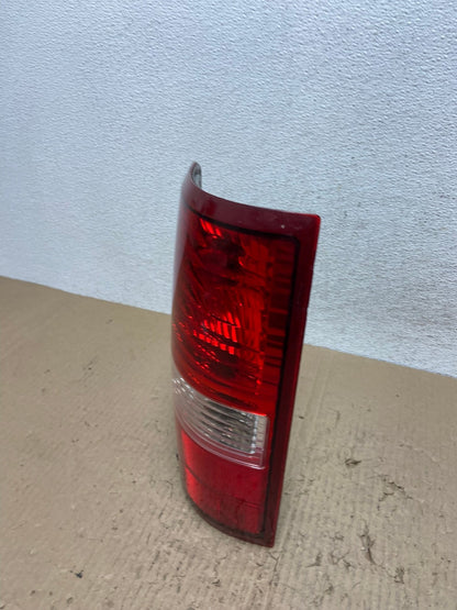 2004 to 2008 Ford F150 F-150 Left Driver LH Side Tail Light AF2889 LK1