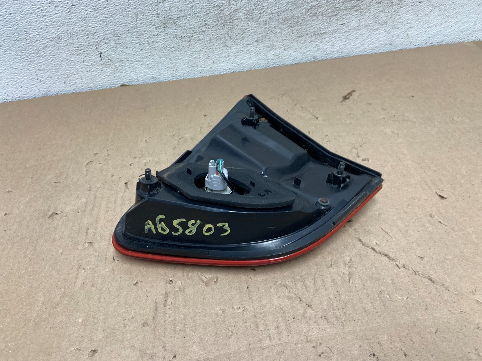 2017 - 2020 Nissan Pathfinder Left Driver LH Side Tail light Inner AG5803 DW5
