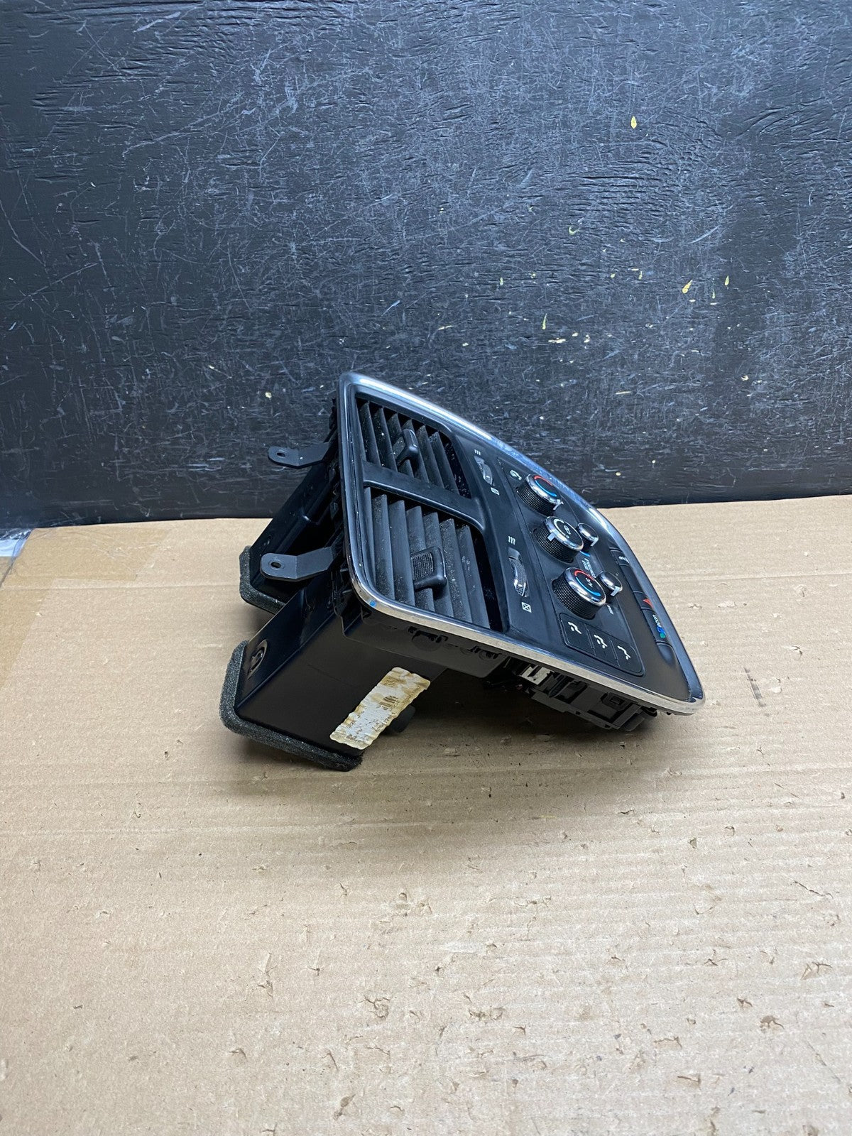 2011-2016 Dodge Grand Caravan Temperature Climate Control AC Heater AG6390 DG1