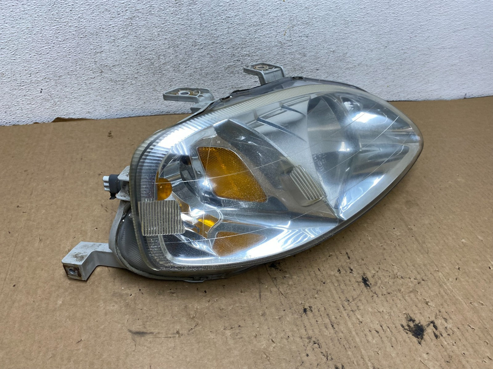 1999 2000 Honda Civic Sedan Headlight Halogen Right Passenger Rh AG2183 DW2