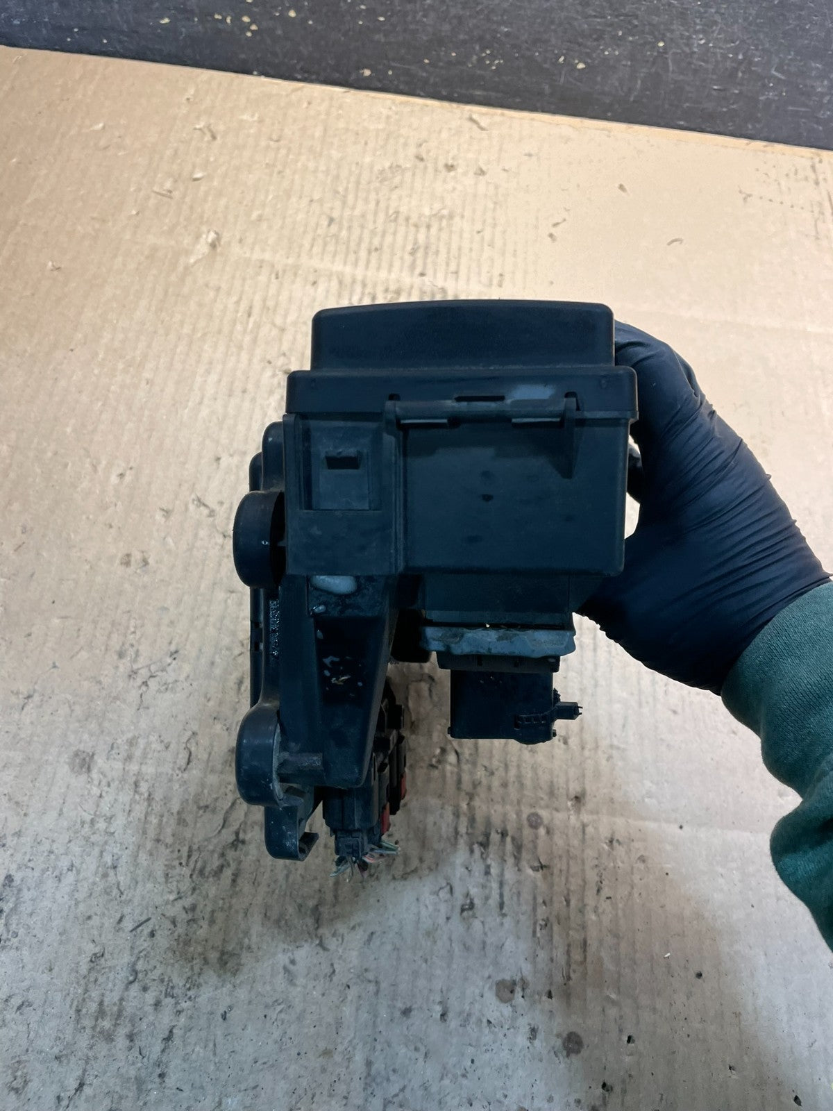 2005 Jeep Grand Cherokee Integrated Power Fuse Box 04839337ac U9408 DG3