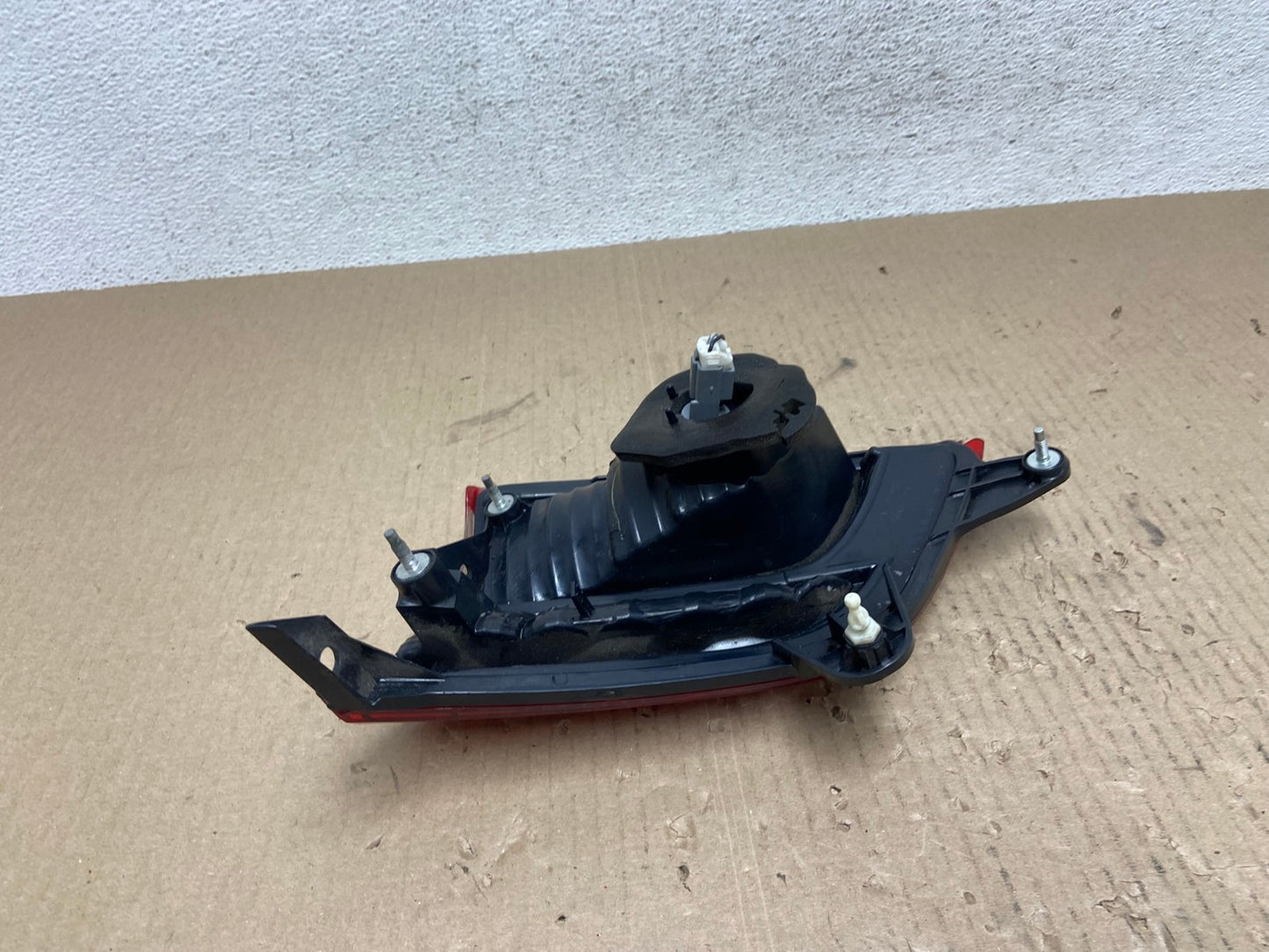 2015 - 2019 Subaru Outback Left Driver LH Inner Tail Light AE7044 LK3
