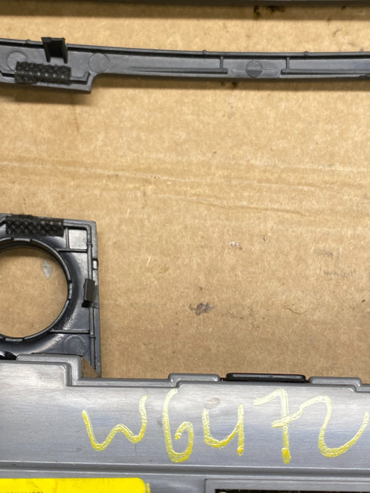 2011 to 2014 Hyundai Sonata Center Radio Climate Control Air Vent Bezel W6472 DG0