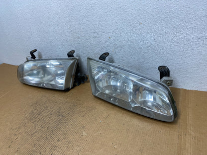 2000 to 2001 Toyota Camry Front Left+Right Side Headlights AE1144 DW1