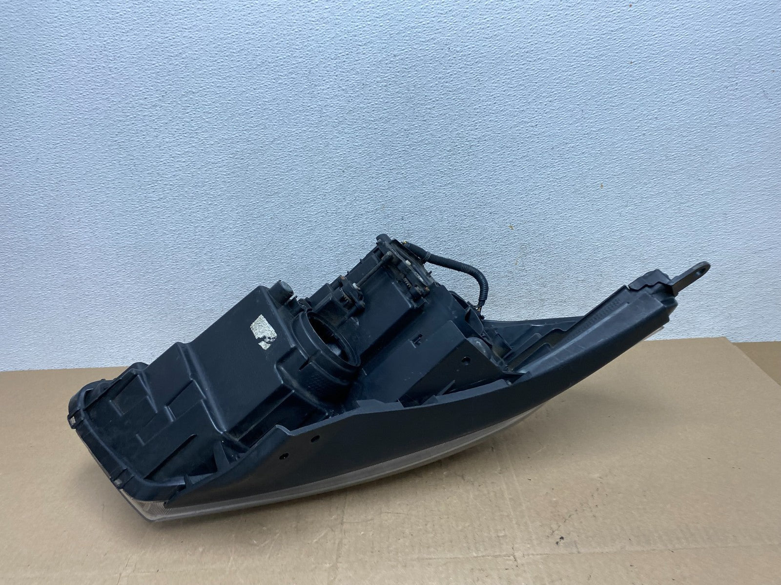 2016 to 2018 Kia Sorento Left Driver LH Side Headlight Halogen AE6694 DW5