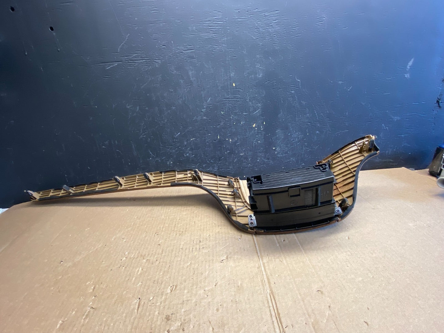 2007 to 2012 Hyundai Santa Fe Center Dashboard Wood Panel Molding ae4262 DG3