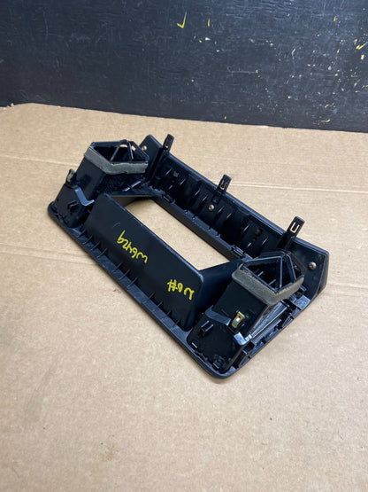 2003-2007 Nissan Murano Radio Center Console Display Bezel Air Vent OEM W6429 DG3
