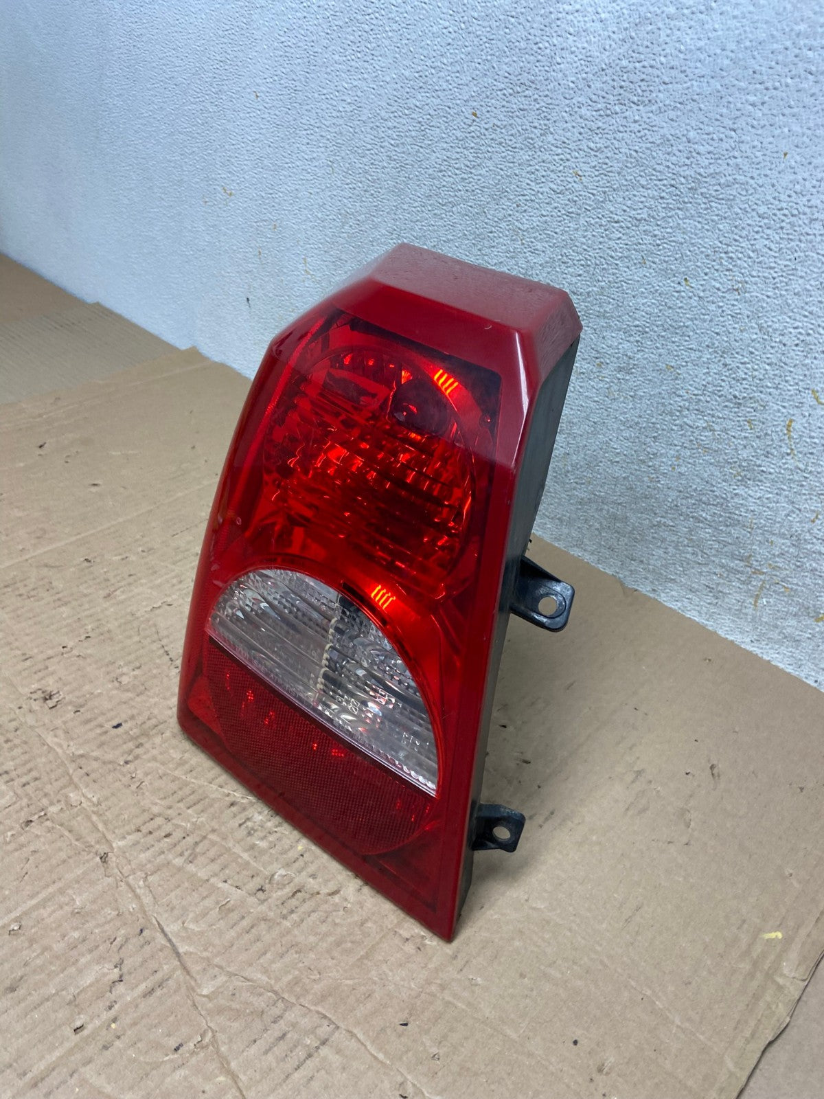 2008 2009 2010 2011 2012 Dodge Caliber Tail Light Left Driver Side AI1318 LK1