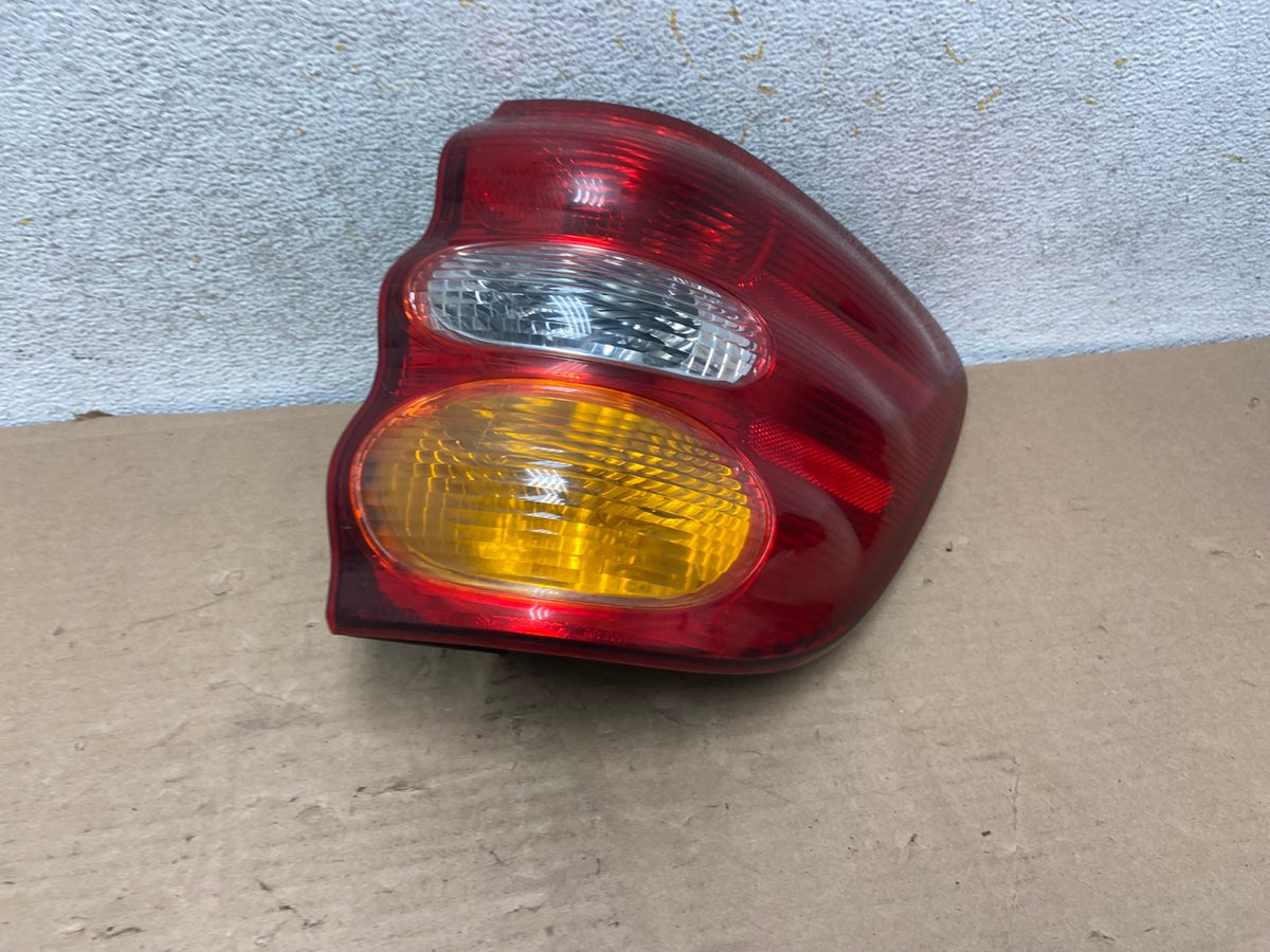 2001 to 2004 Toyota Sequoia Right Passenger Rh Side Tail Light AH9446 LK1