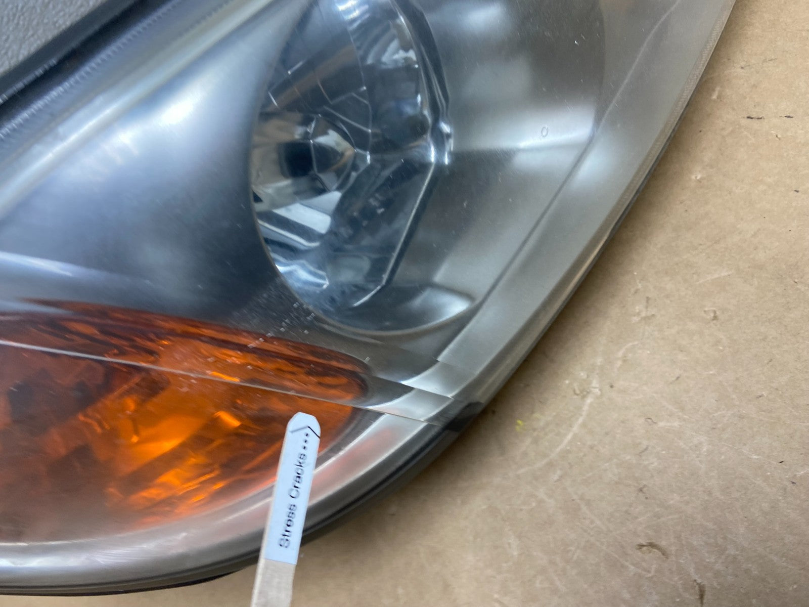 2000 to 2001 Infiniti I30 Right Passenger RH Side Headlight Xenon Z6678 DW4