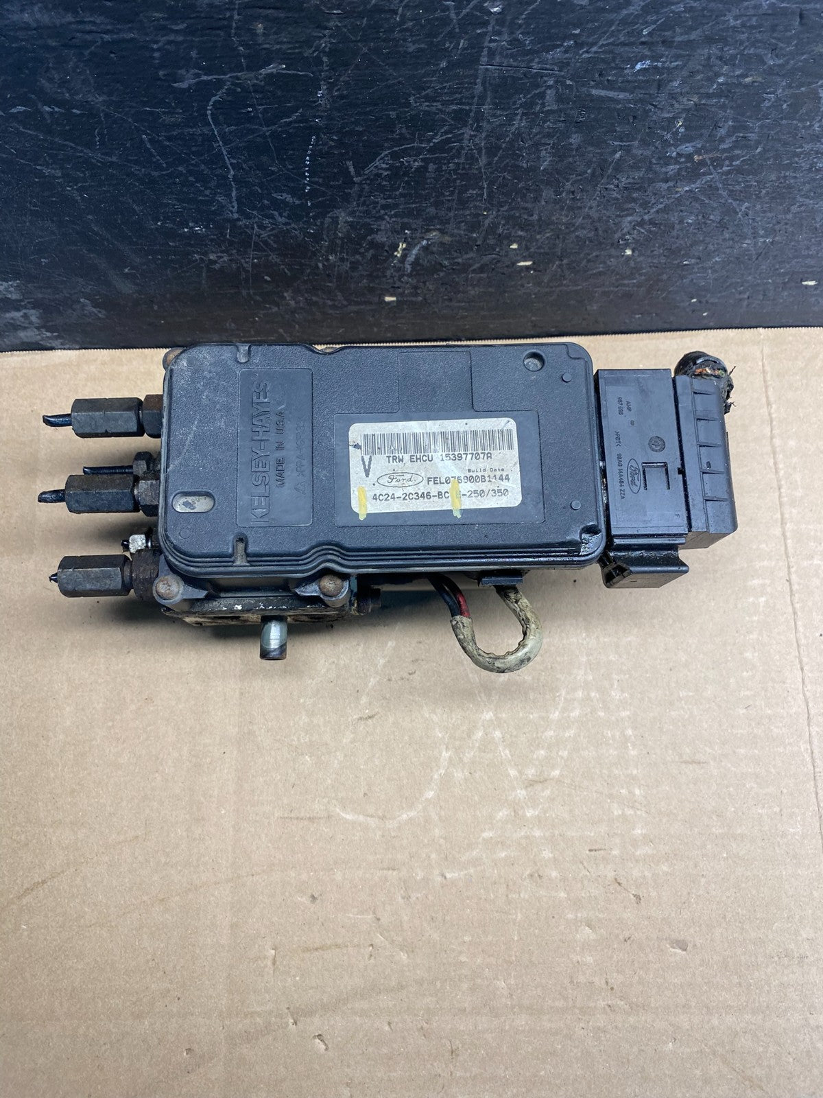 2004 2007 Ford E250 E350 Econoline Anti-Lock ABS Antilock Brake Pump AE9985 DG0
