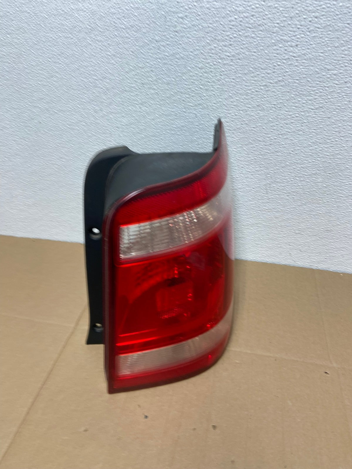 2008 to 2012 Ford Escape Right Passenger RH Side Tail Light AB8024 LK2