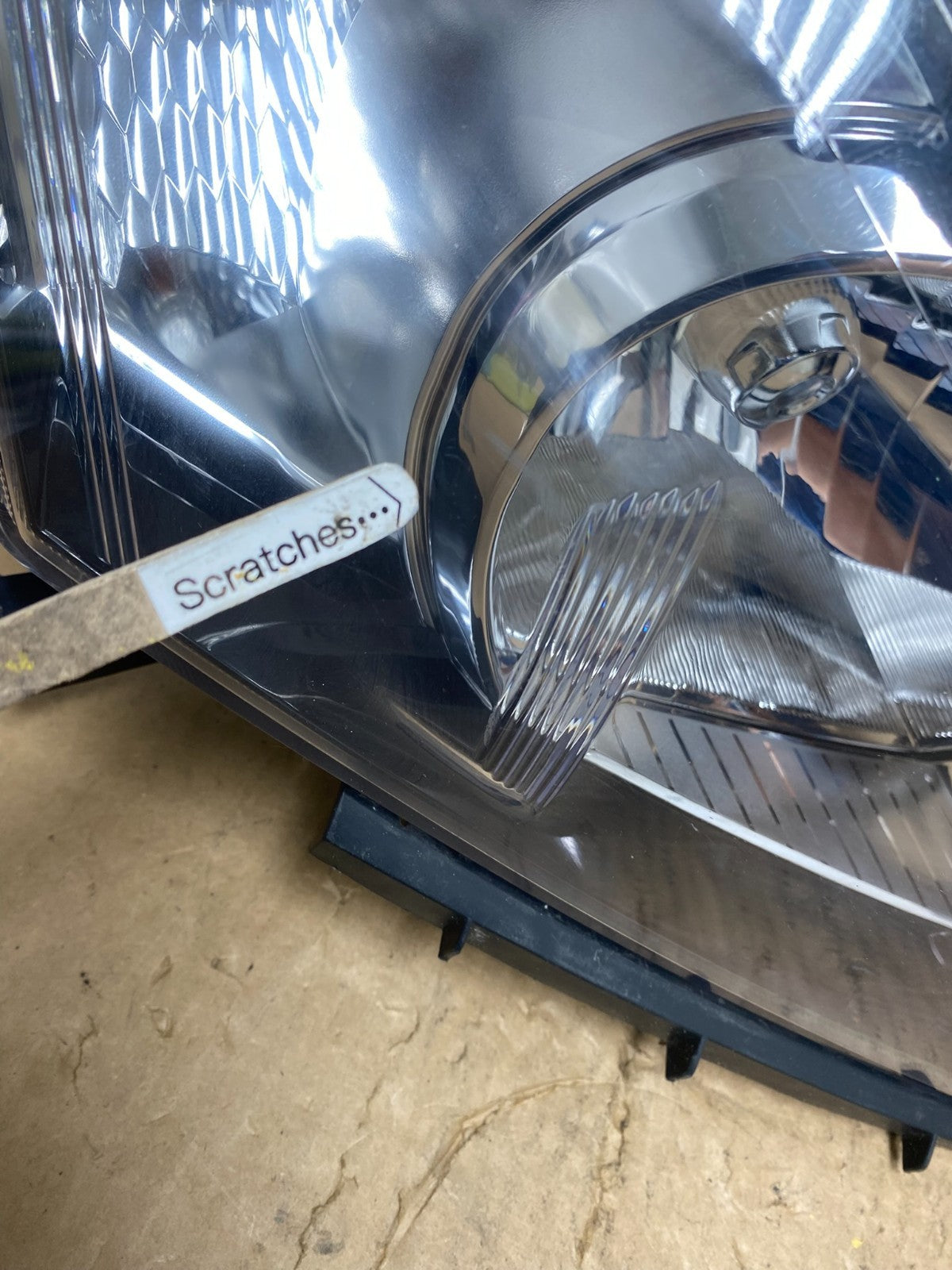 2011 to 2015 Chevrolet Cruze Halogen Left+Right Set Headlights AD1362 DW3
