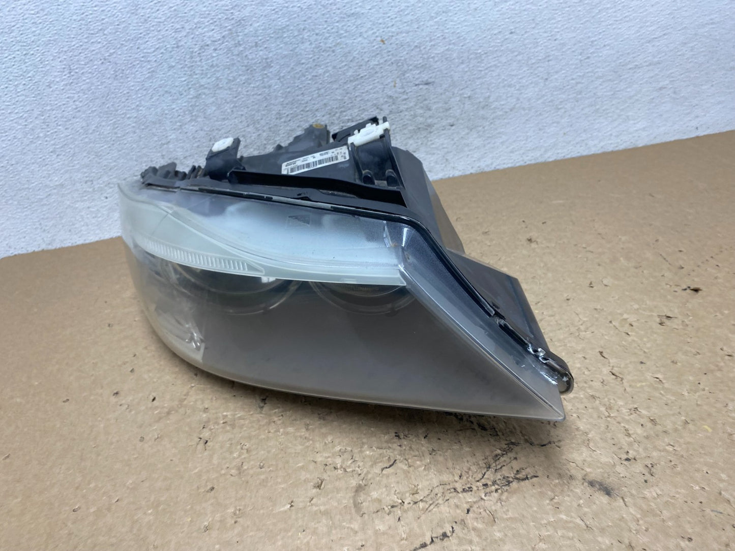 2009-2011 BMW 3 Series 328i 4/D Sedan Headlight Halogen Right Passenger AF83261