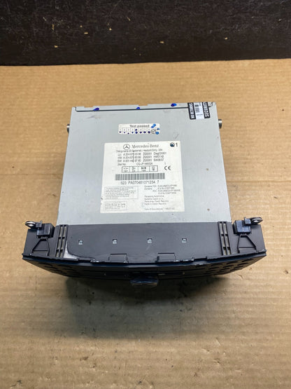 2008-2011 Mercedes W204 C300 C350 Navi Command Radio DVD CD Audio AF7839 DG3