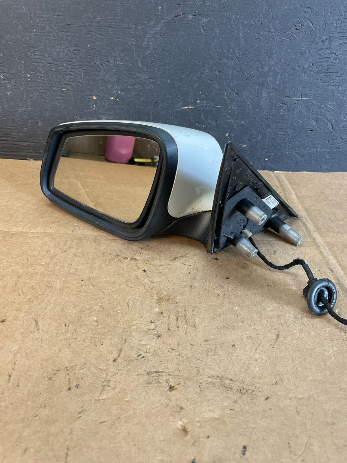2011 to 2013 BMW F10 5 Series Left Side Door Mirror Side View AE1037 DW2