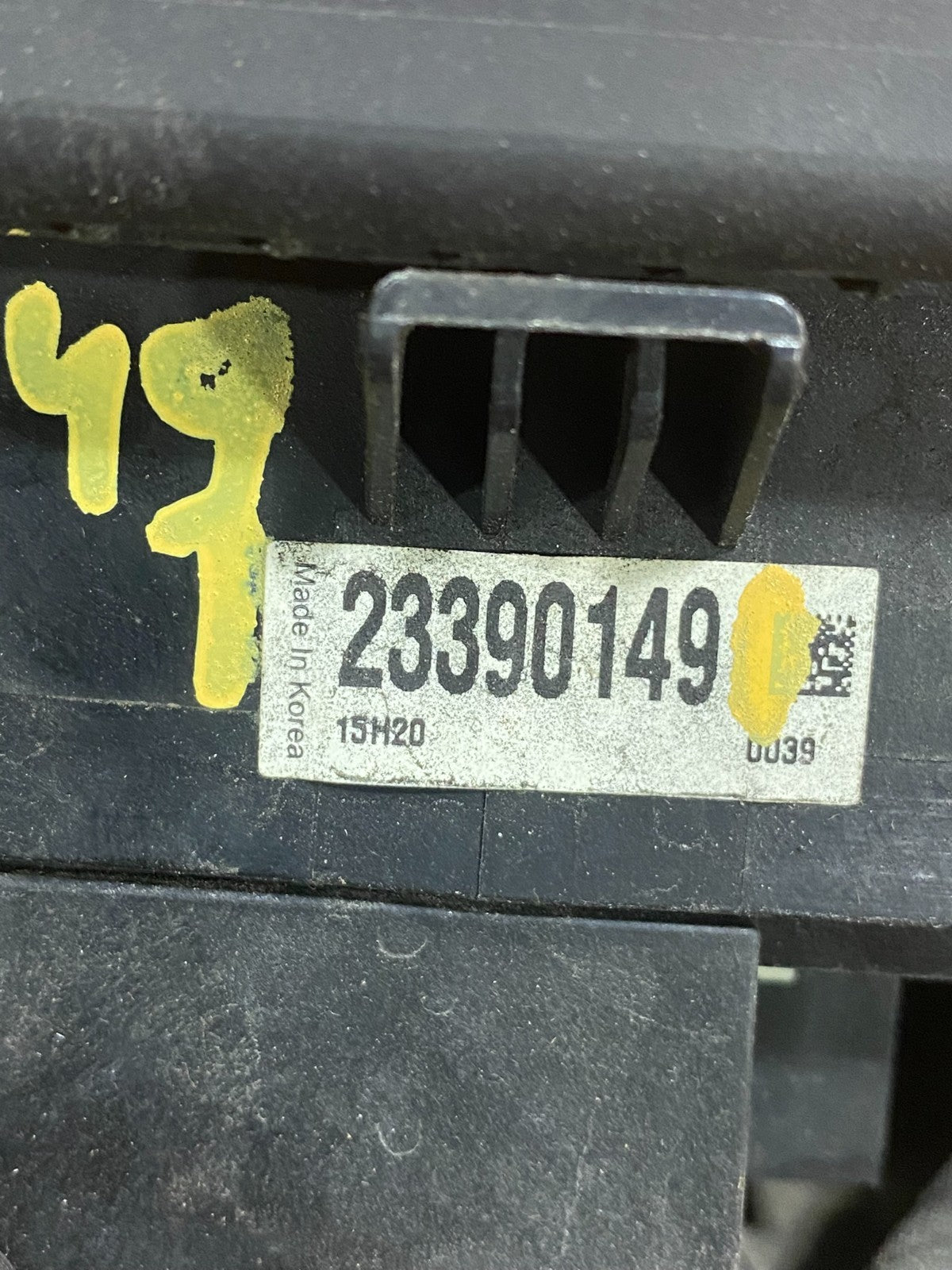 2016 2017 2018 Cadillac Cts ATS 2.0L 3.6L Engine Bay Fuse Box AH7443 DG4
